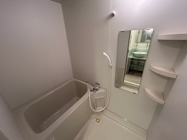ビガーポリス　１３３　宝塚の浴室|コンパクトで使いやすいお風呂です