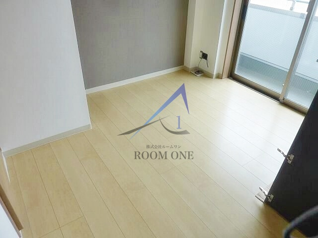 プルームレストの居間・リビング|洋室のお部屋です。