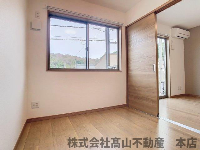 宗像市名残のアパートの居間・リビング