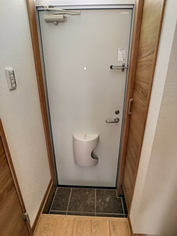 宗像市名残のアパートの玄関