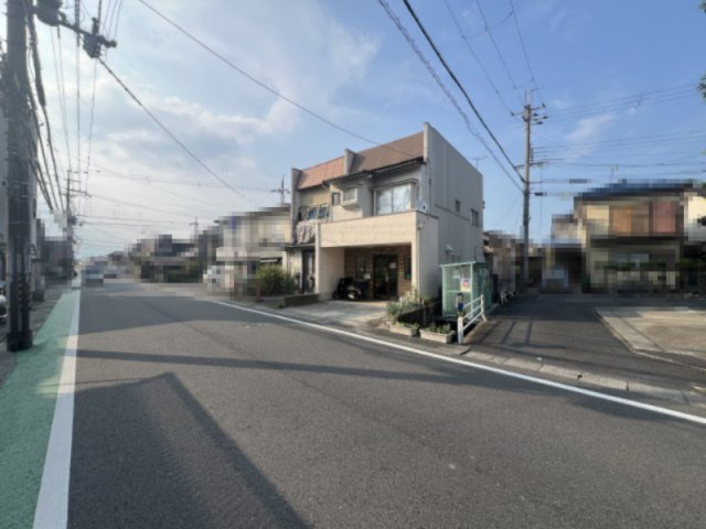 【前面道路含む現地写真】の画像