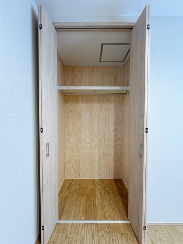 安佐北区深川7丁目 No.17の収納|4.5帖洋室のクローゼット☆