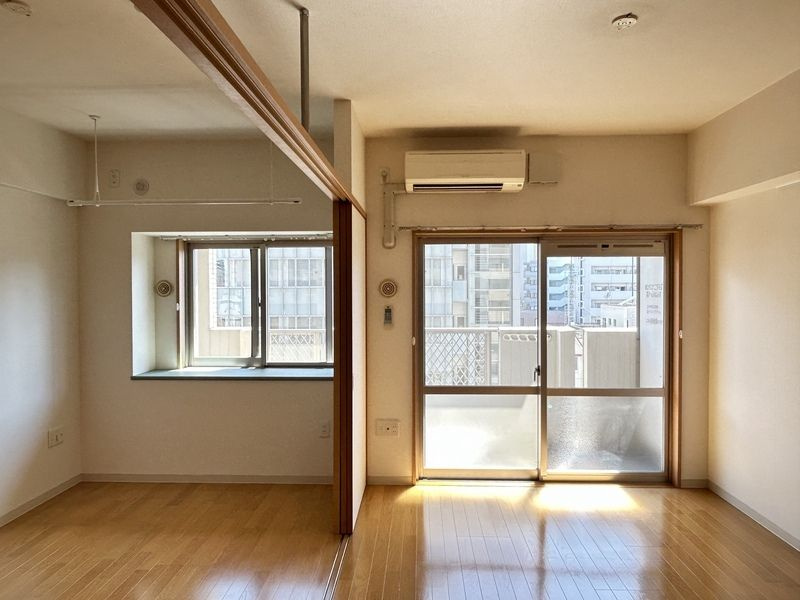 福岡市中央区清川３丁目の賃貸マンションの居間・リビング