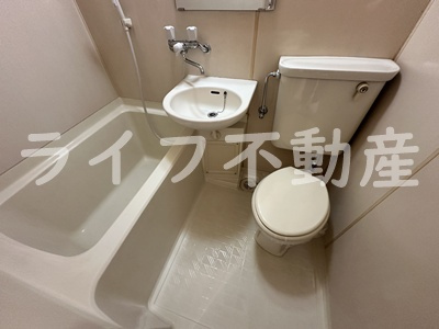 リリーフ明日香新石切の浴室|きれいなお風呂です