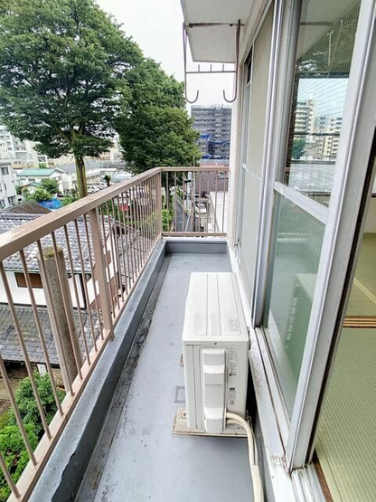 【バルコニー】