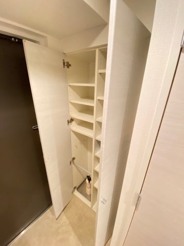 千葉ポートイーストの収納|※反転タイプ