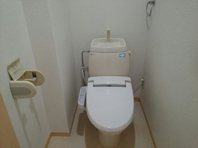 【トイレ】 | エルディムⅠ | コンパクトで使いやすいトイレです