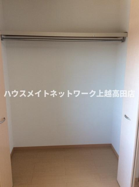 ロイヤルガーデン南城　Ｇ棟の収納|クローゼット