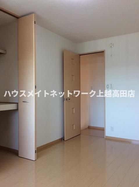 ロイヤルガーデン南城　Ｇ棟の内装|洋室7.0帖