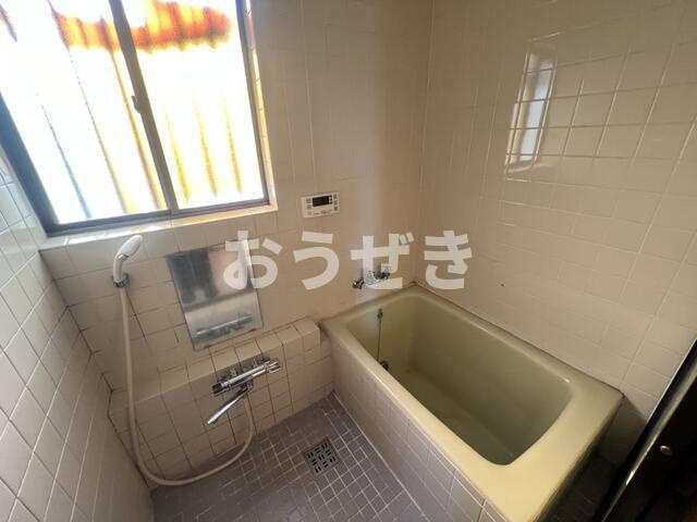 横浜市港南区下永谷　戸建の浴室