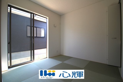 【和室】 | クレイドルガーデン宇部市西岐波第９（１号棟） | 帰宅時や家事の合間の休憩の時、リビングと繋がった畳があると快適です。

