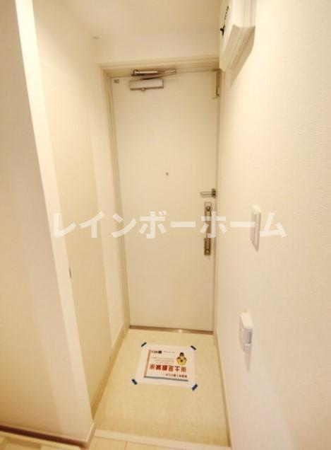 リブリ・柏町の玄関