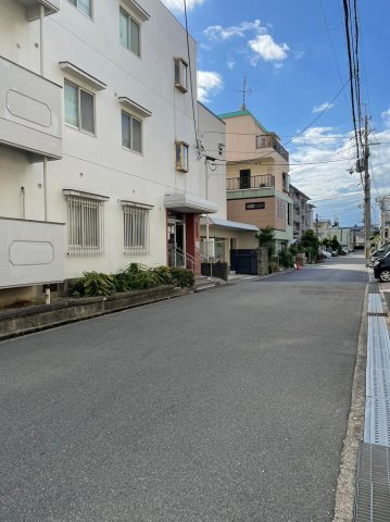 第2クリスタルハイツの周辺