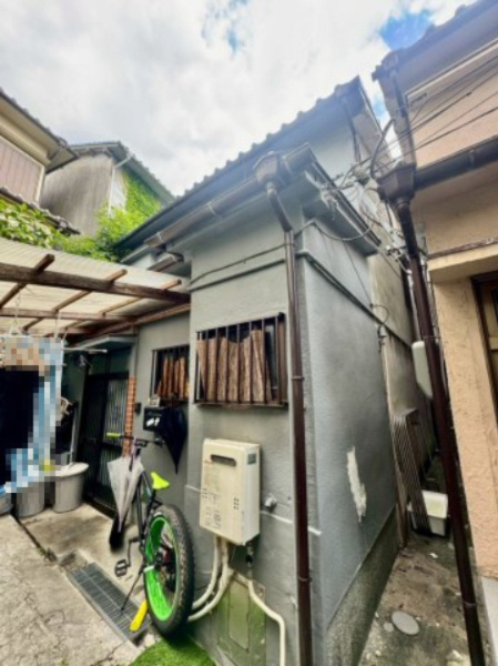寝屋川市成田町　南側