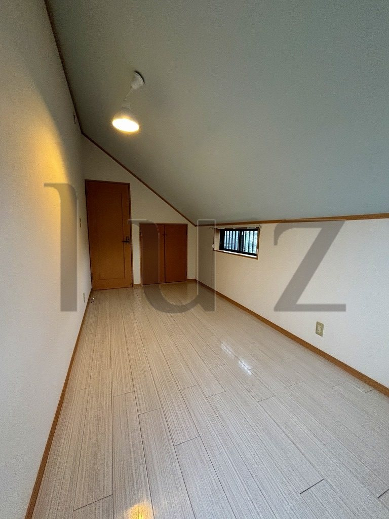 清水ヶ丘戸建ての寝室
