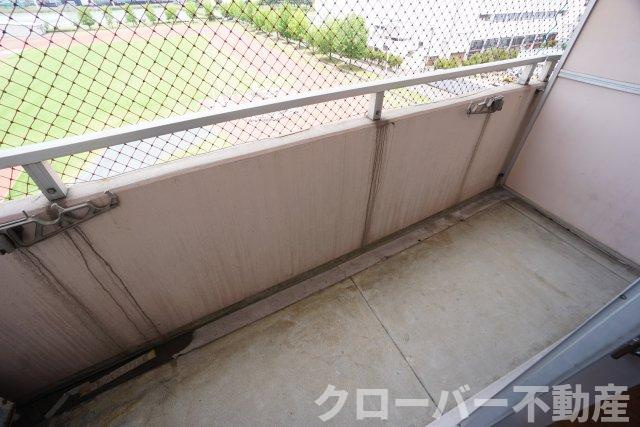 ベル・メール原田町のバルコニー