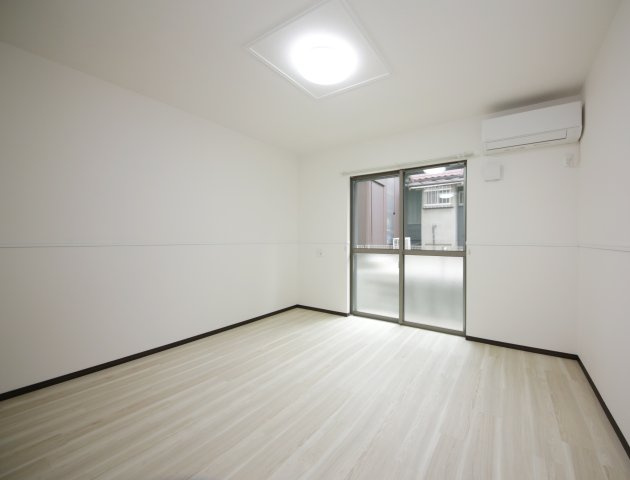 MAISONETTE LAND 長浦駅の駐車場