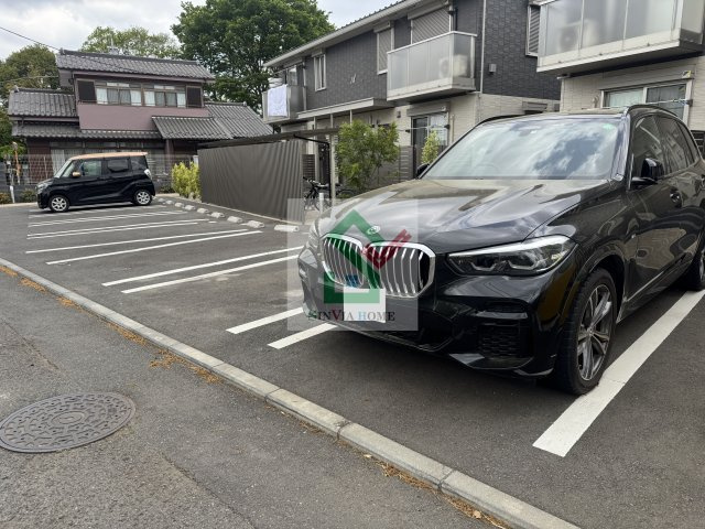 パークサイドアサミA棟の駐車場