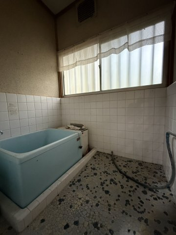 日光の観光地に佇む中古平屋物件　日光市藤原の浴室|ゆったり過ごせるお風呂です