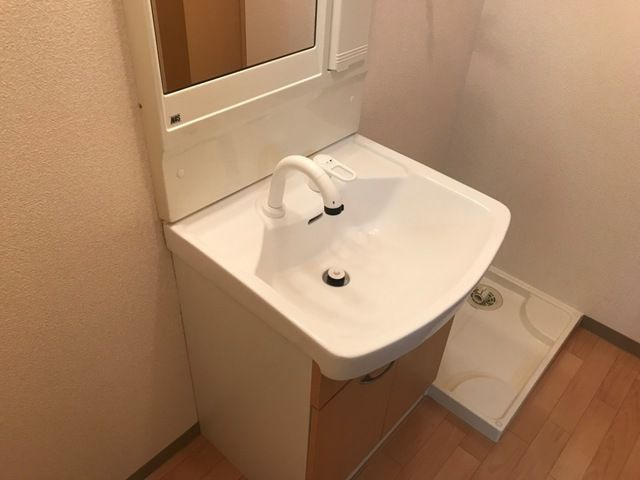 K．コオリナの独立洗面台