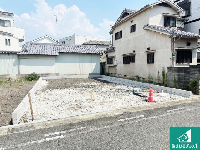 尼崎市西難波町　第1期　新築一戸建ての外観|周辺は落ち着いた街並みの住宅地！子育てがしやすい住環境です！まだ未完成ですが、現地でしかわからない事もございます。是非一度ご覧ください。