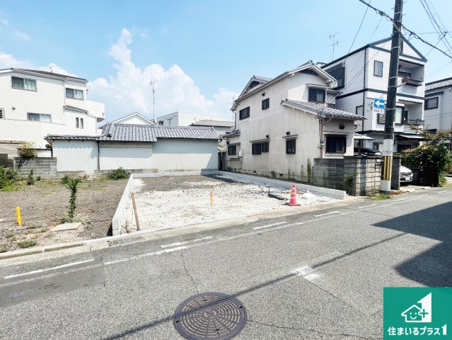 尼崎市西難波町　第1期　新築一戸建ての外観|周辺は落ち着いた街並みの住宅地！子育てがしやすい住環境です！まだ未完成ですが、現地でしかわからない事もございます。是非一度ご覧ください。