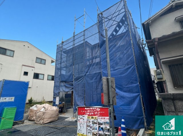 ■尼崎市西難波町　第1期　新築一戸建ての外観|周辺は落ち着いた街並みの住宅地！子育てがしやすい住環境です！まだ未完成ですが、現地でしかわからない事もございます。是非一度ご覧ください。