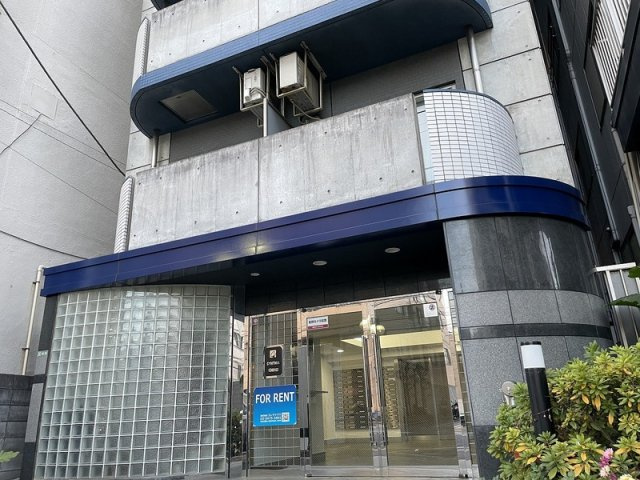 シンシア千駄木のエントランス