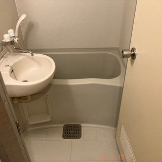 ジェイパーク青葉台弐番館の浴室