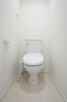 シンプルで使いやすいトイレです