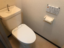 シャワー付トイレ