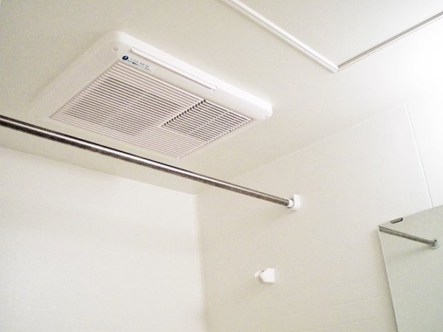 浴室換気乾燥機