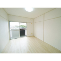 こちらの居間で趣味の時間をお楽しみください