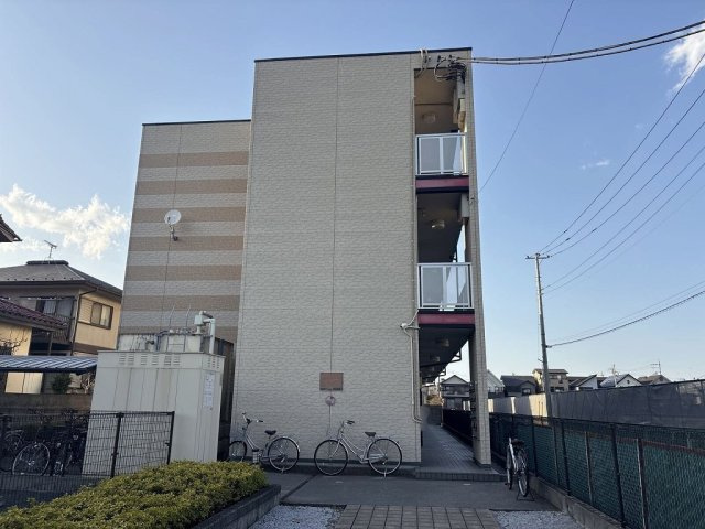 レオパレスコヅチの外観