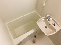 落ち着いた空間のお風呂です