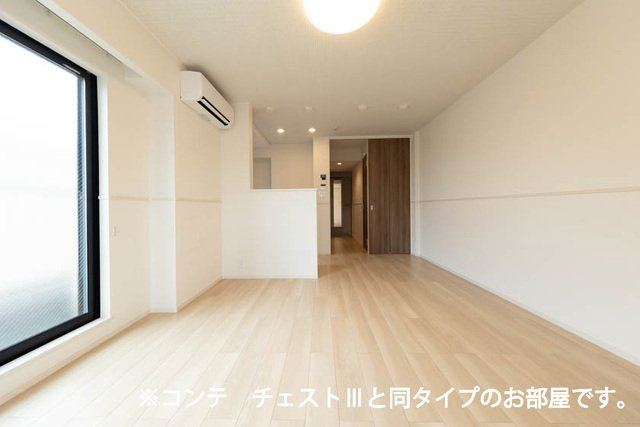ユニゾン　アザレアⅡの居間・リビング