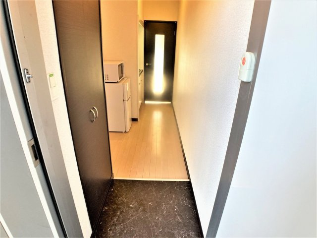 レオネクスト山王フォースイの玄関
