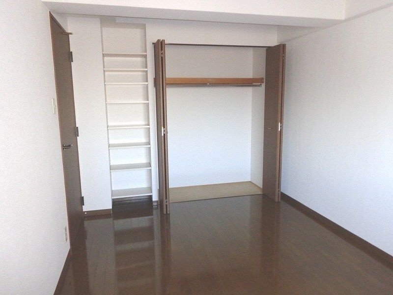 ガーデン有川の収納