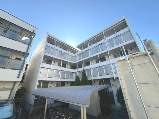 レオパレスピースフル