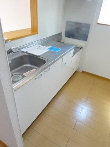 コンパクトなキッチンで掃除もラクラク