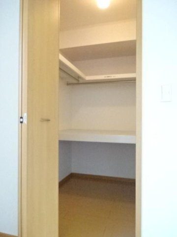 大きなものも収納できそうです