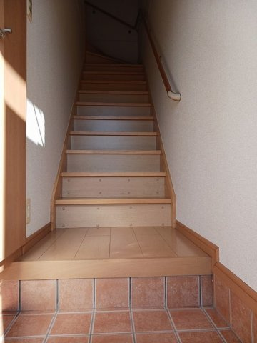 毎日通る玄関はこちらです