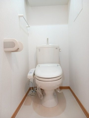 清潔感のあるトイレです