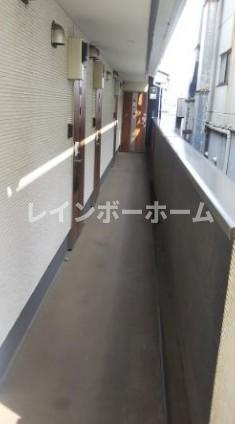 ステーションスクウェアのロビー