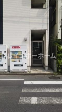 ステーションスクウェアのエントランス