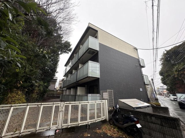レオパレスラグレージュの外観