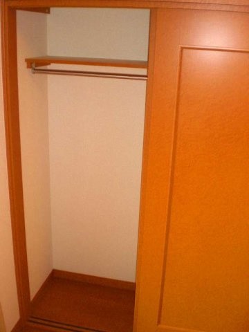 レオパレス緑丘の内装