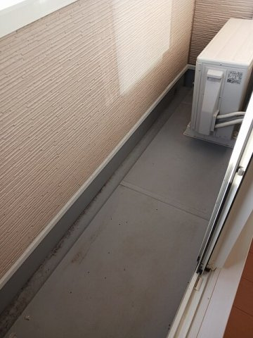 開放的で明るい空間を演出してくれるバルコニーです