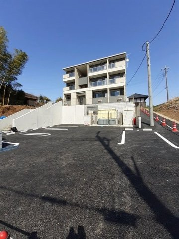 リッシュ・リヴィエールの駐車場