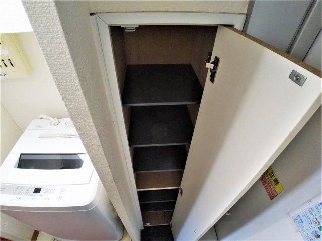 レオパレスクレセント本郷Ⅲのその他|シューズボックス